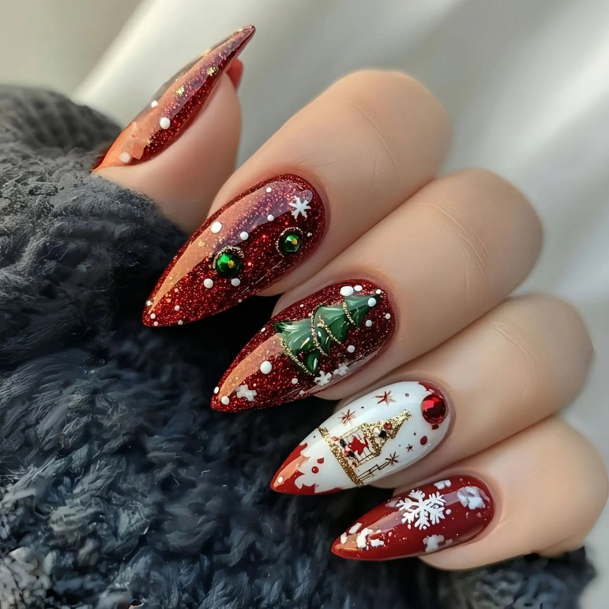 Festive Holiday Nail Art Set